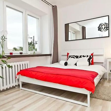Wstapartments Mlynarska 13 Warschau Exterior foto