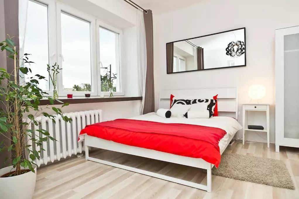 Wstapartments Mlynarska 13 Warschau Exterior foto